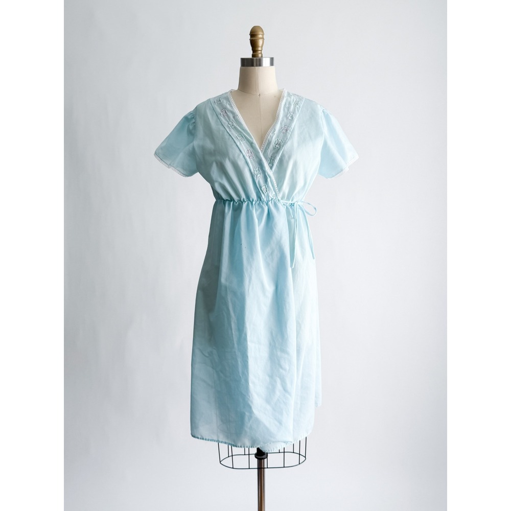 Glencraft Lingerie Vintage Wrap Robe Floral Embroidery Lace Medium Blue ILGWU